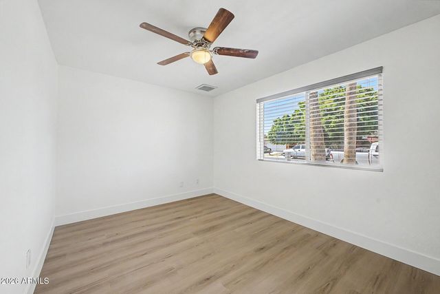 6907 W Palo Verde Drive, Glendale, AZ 85303