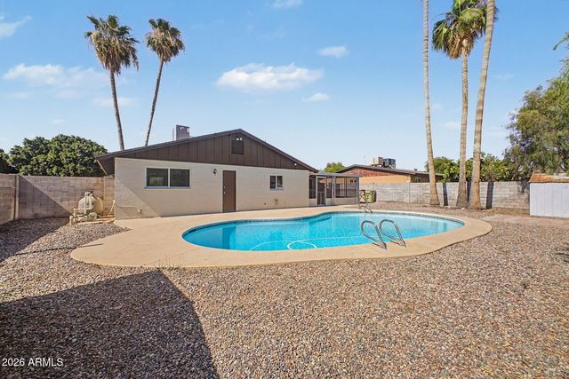 6907 W Palo Verde Drive, Glendale, AZ 85303
