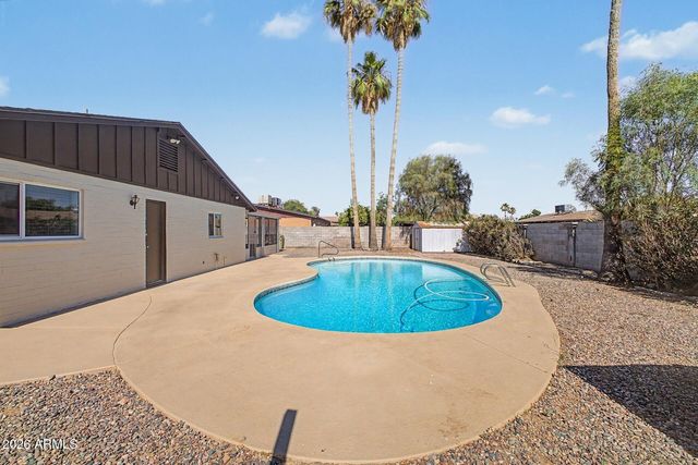 6907 W Palo Verde Drive, Glendale, AZ 85303