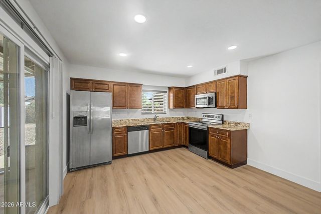 6907 W Palo Verde Drive, Glendale, AZ 85303