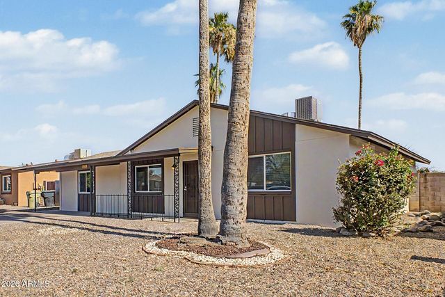6907 W Palo Verde Drive, Glendale, AZ 85303