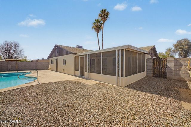 6907 W Palo Verde Drive, Glendale, AZ 85303