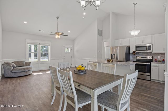 521 Leatherwood Drive NW, Calabash, NC 28467