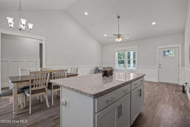 521 Leatherwood Drive NW, Calabash, NC 28467