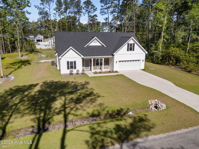 521 Leatherwood Drive NW, Calabash, NC 28467
