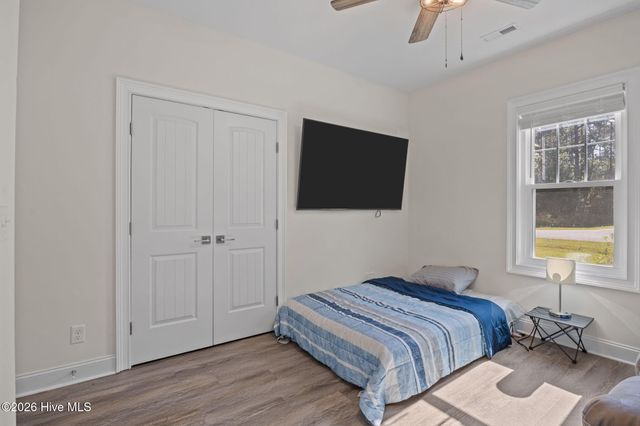 521 Leatherwood Drive NW, Calabash, NC 28467