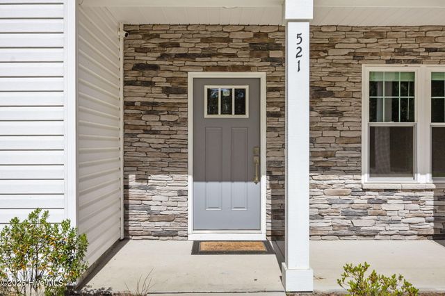 521 Leatherwood Drive NW, Calabash, NC 28467