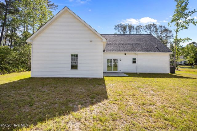 521 Leatherwood Drive NW, Calabash, NC 28467