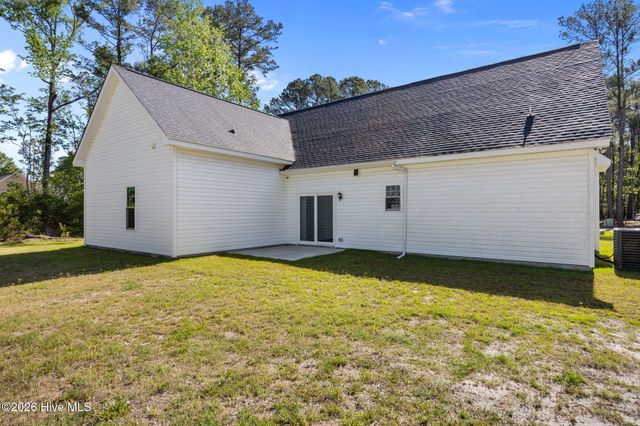 521 Leatherwood Drive NW, Calabash, NC 28467