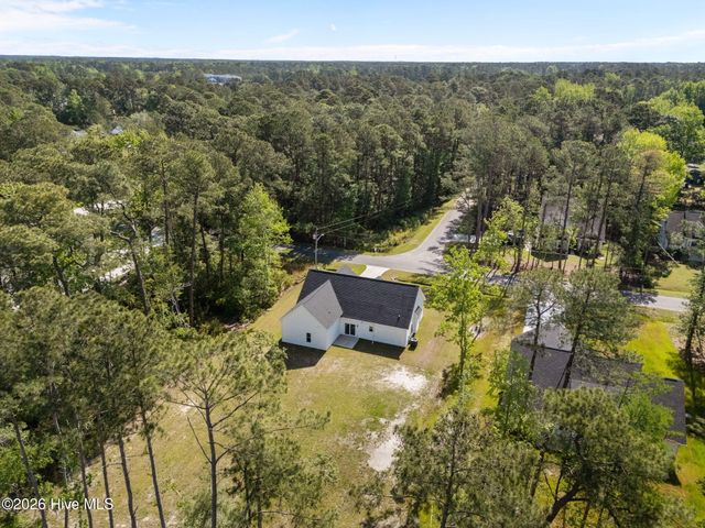 521 Leatherwood Drive NW, Calabash, NC 28467