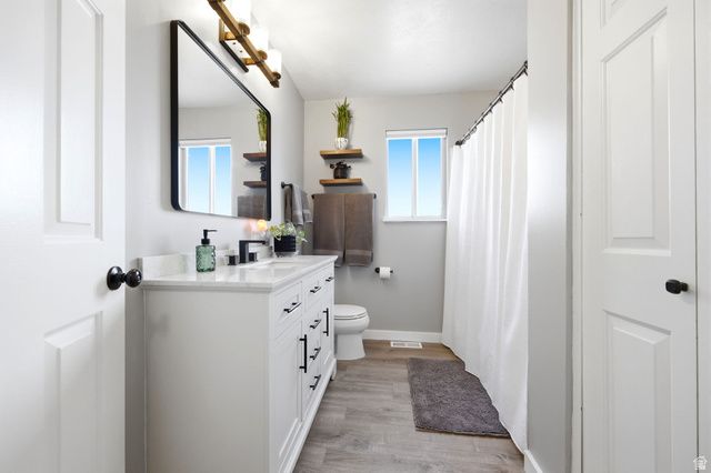 2011 N 225 E, Centerville, UT 84014