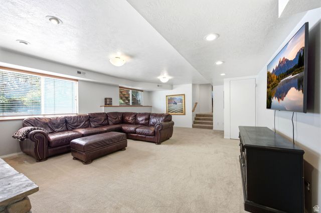 2011 N 225 E, Centerville, UT 84014
