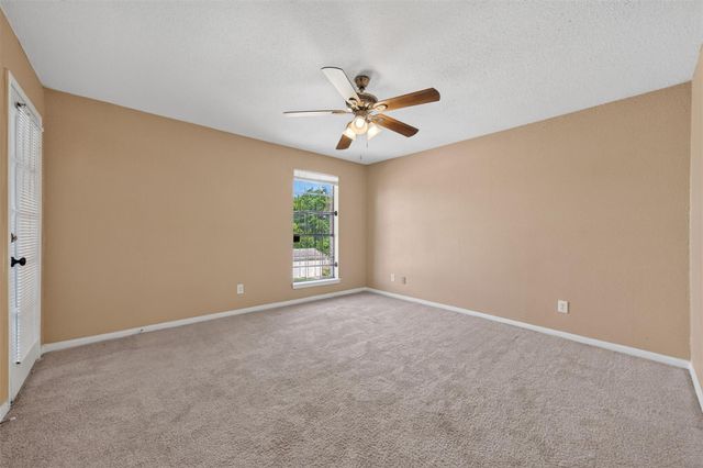 12500 Sandpiper Drive 122, Houston, TX 77035