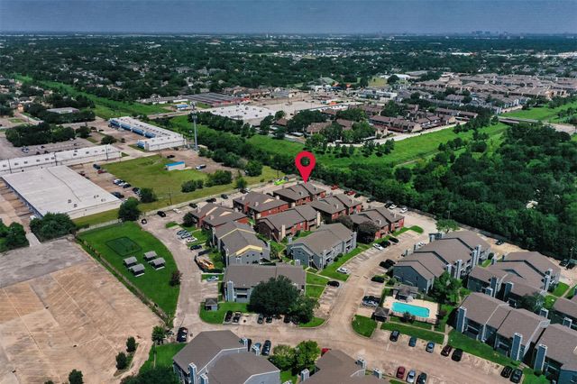 12500 Sandpiper Drive 122, Houston, TX 77035
