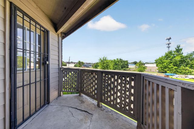 12500 Sandpiper Drive 122, Houston, TX 77035