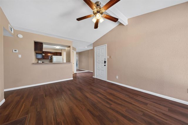 12500 Sandpiper Drive 122, Houston, TX 77035