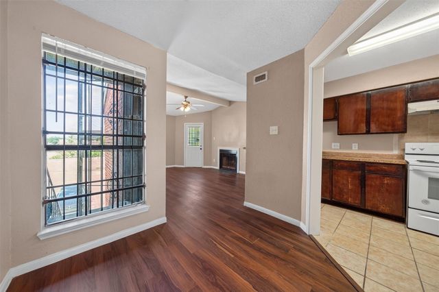 12500 Sandpiper Drive 122, Houston, TX 77035