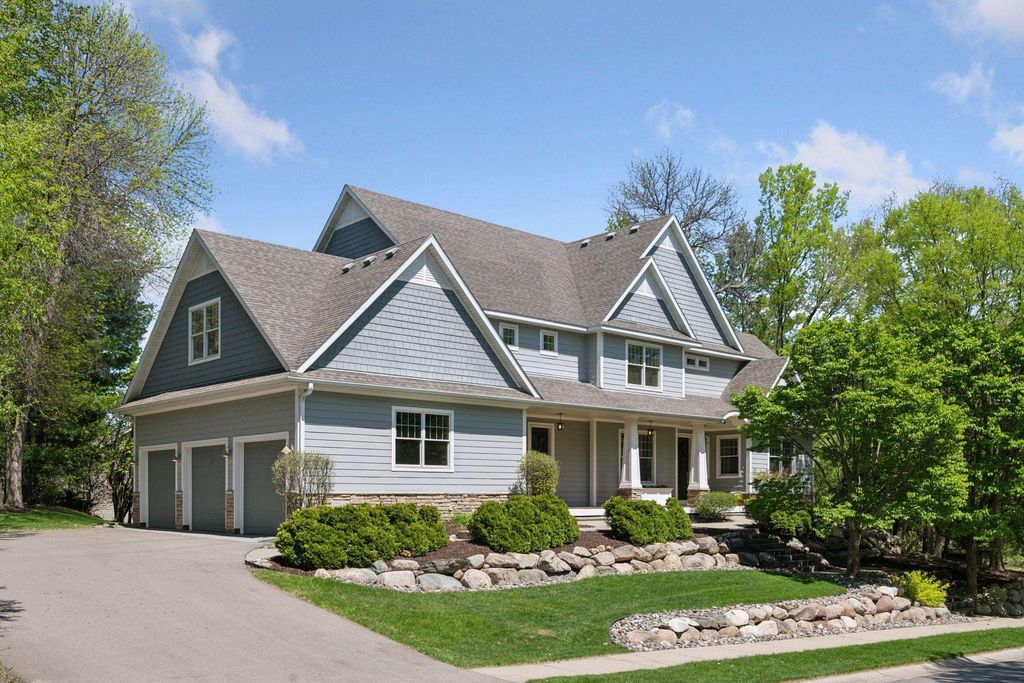 17244 Valley Road, Eden Prairie, MN 55347