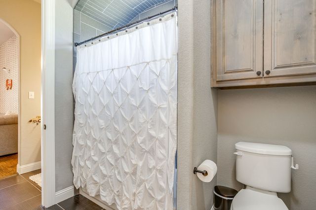 106 Treeline Court, Lipan, TX 76462