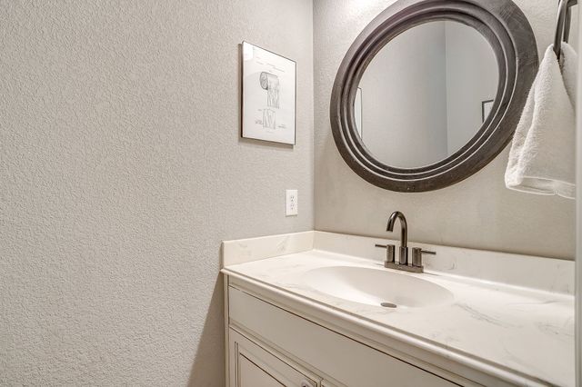 106 Treeline Court, Lipan, TX 76462