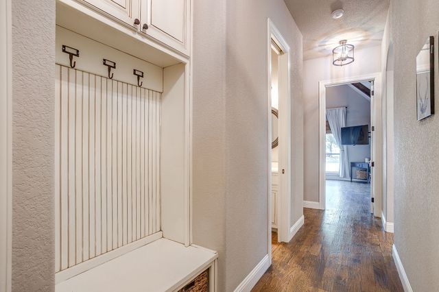 106 Treeline Court, Lipan, TX 76462