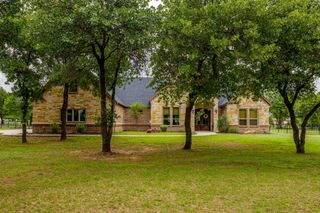 106 Treeline Court, Lipan, TX 76462