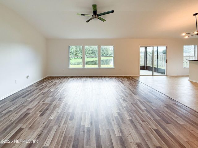 11763 PLEASANT CREEK Drive, Jacksonville, FL 32218