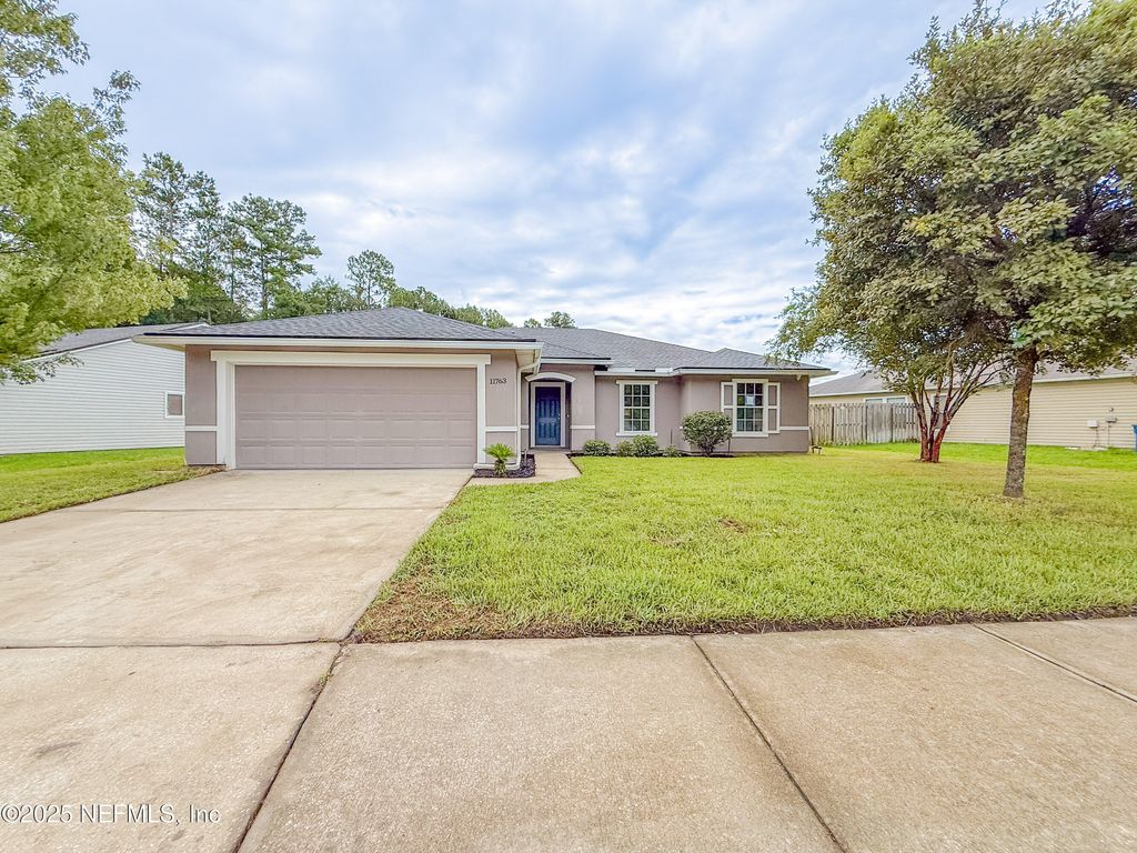 11763 PLEASANT CREEK Drive, Jacksonville, FL 32218