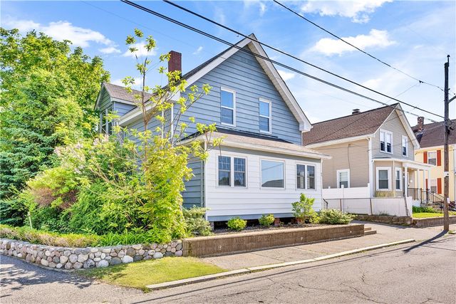 86 Woodward Avenue 2, East Providence, RI 02914