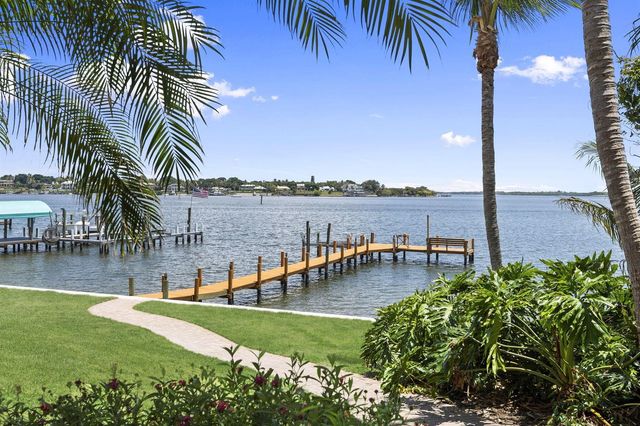 3984 SE Old St Lucie Boulevard, Stuart, FL 34996