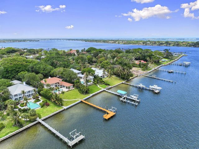 3984 SE Old St Lucie Boulevard, Stuart, FL 34996