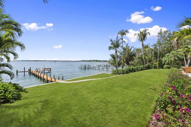 3984 SE Old St Lucie Boulevard, Stuart, FL 34996