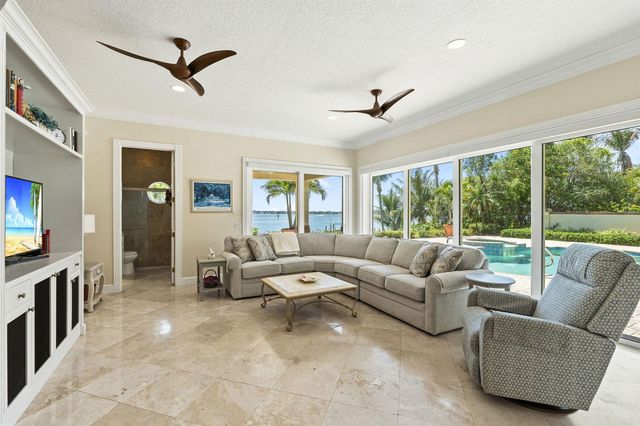 3984 SE Old St Lucie Boulevard, Stuart, FL 34996