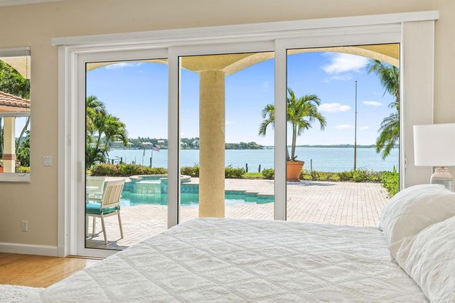 3984 SE Old St Lucie Boulevard, Stuart, FL 34996