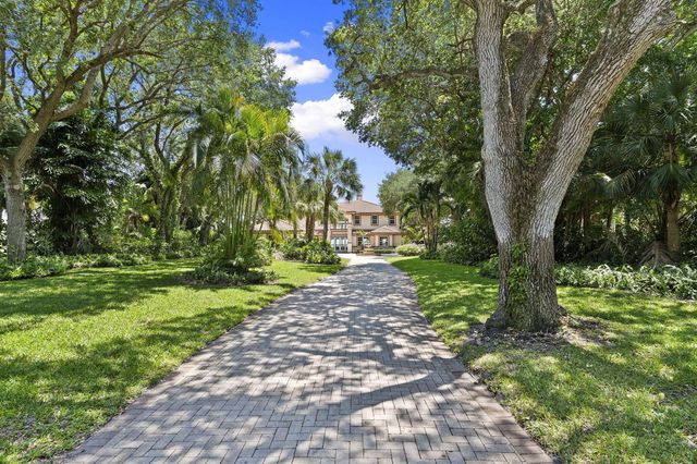 3984 SE Old St Lucie Boulevard, Stuart, FL 34996
