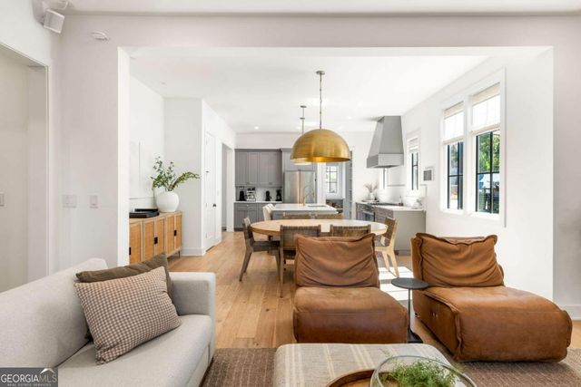 1120 Mado Loop, Chattahoochee Hills, GA 30268