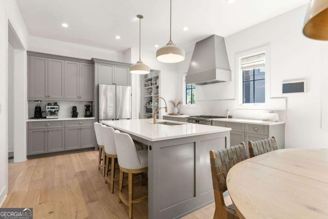 1120 Mado Loop, Chattahoochee Hills, GA 30268