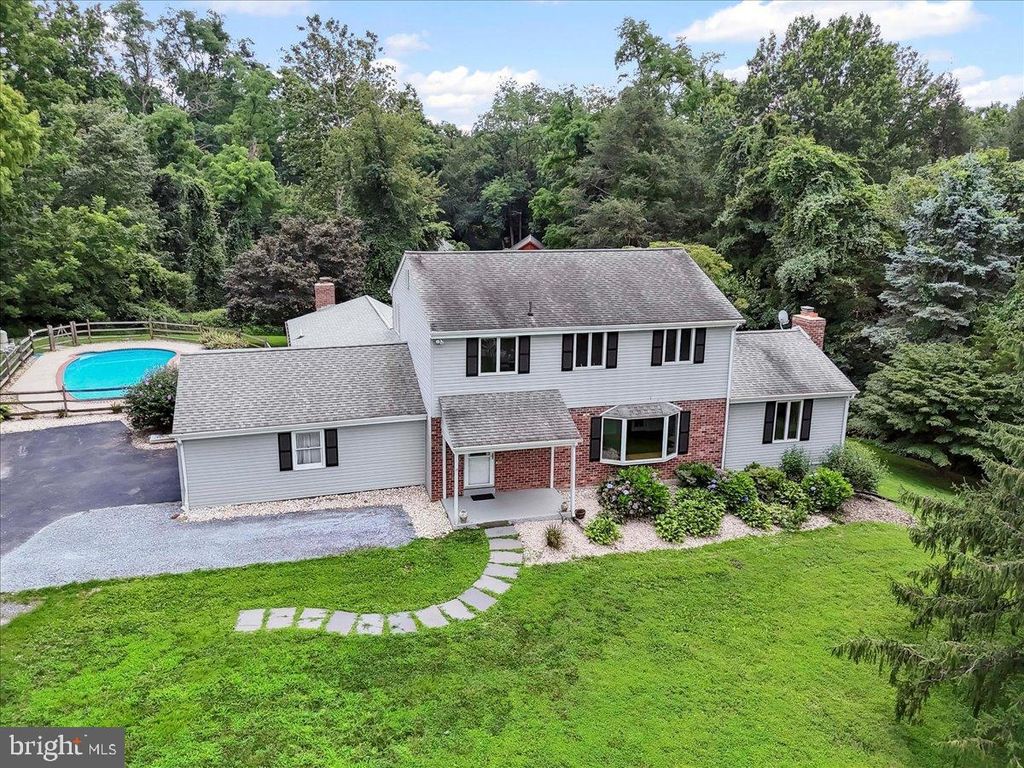 493 DEAN DR, Kennett Square, PA 19348