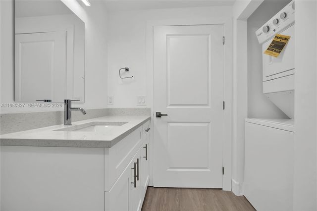 1620 NW 18th St 104, Miami, FL 33125