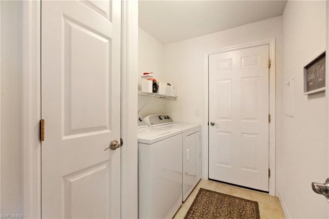 9538 Hemingway LN, Fort Myers, FL 33913