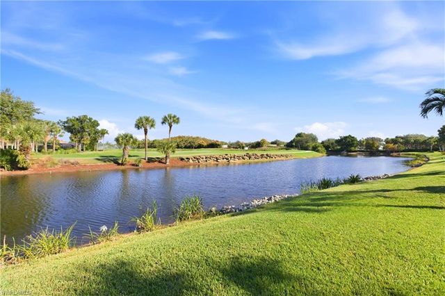 9538 Hemingway LN, Fort Myers, FL 33913