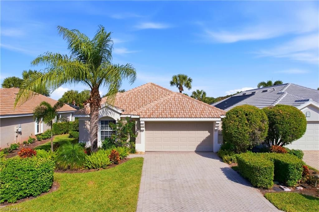 9538 Hemingway LN, Fort Myers, FL 33913