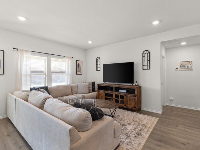 1308 Skyline Drive, Denton, TX 76207