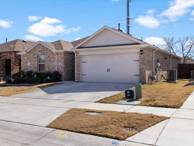 1308 Skyline Drive, Denton, TX 76207