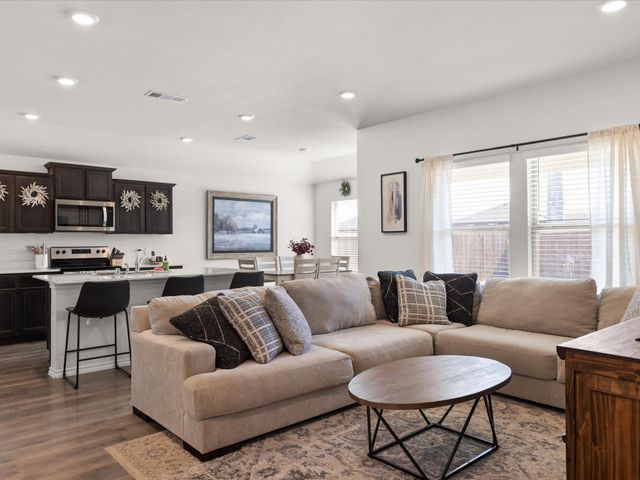 1308 Skyline Drive, Denton, TX 76207