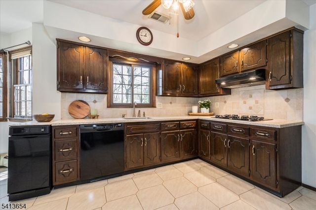 7 Lexington Ave, Branchburg Twp., NJ 08853