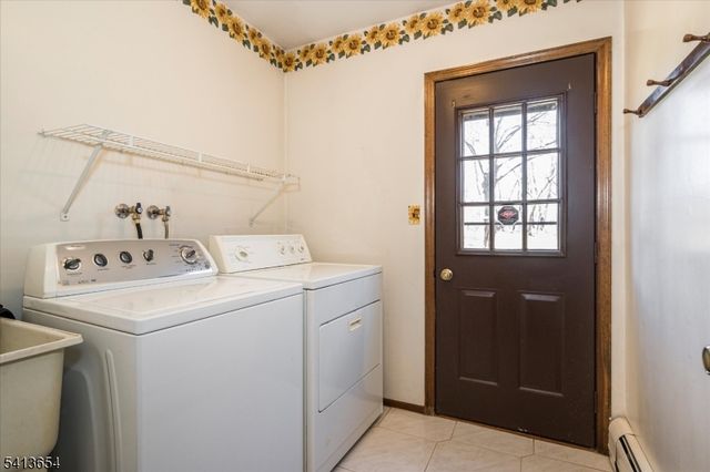 7 Lexington Ave, Branchburg Twp., NJ 08853