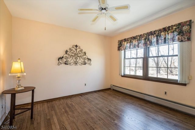 7 Lexington Ave, Branchburg Twp., NJ 08853