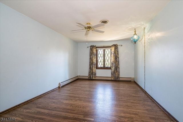 7 Lexington Ave, Branchburg Twp., NJ 08853