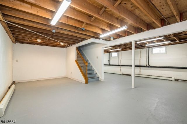 7 Lexington Ave, Branchburg Twp., NJ 08853